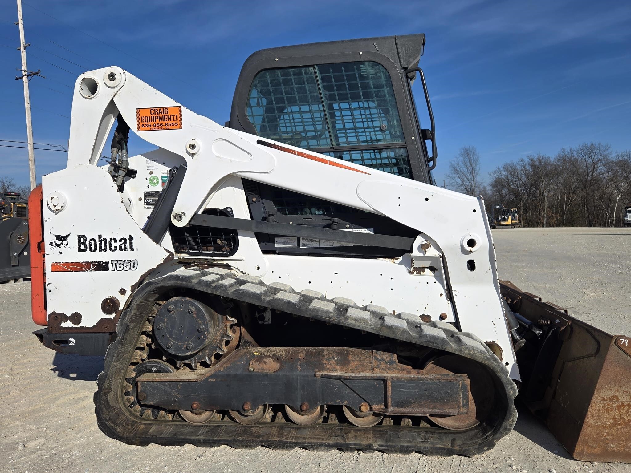 2015 BOBCAT T650 in Wentzville, MO