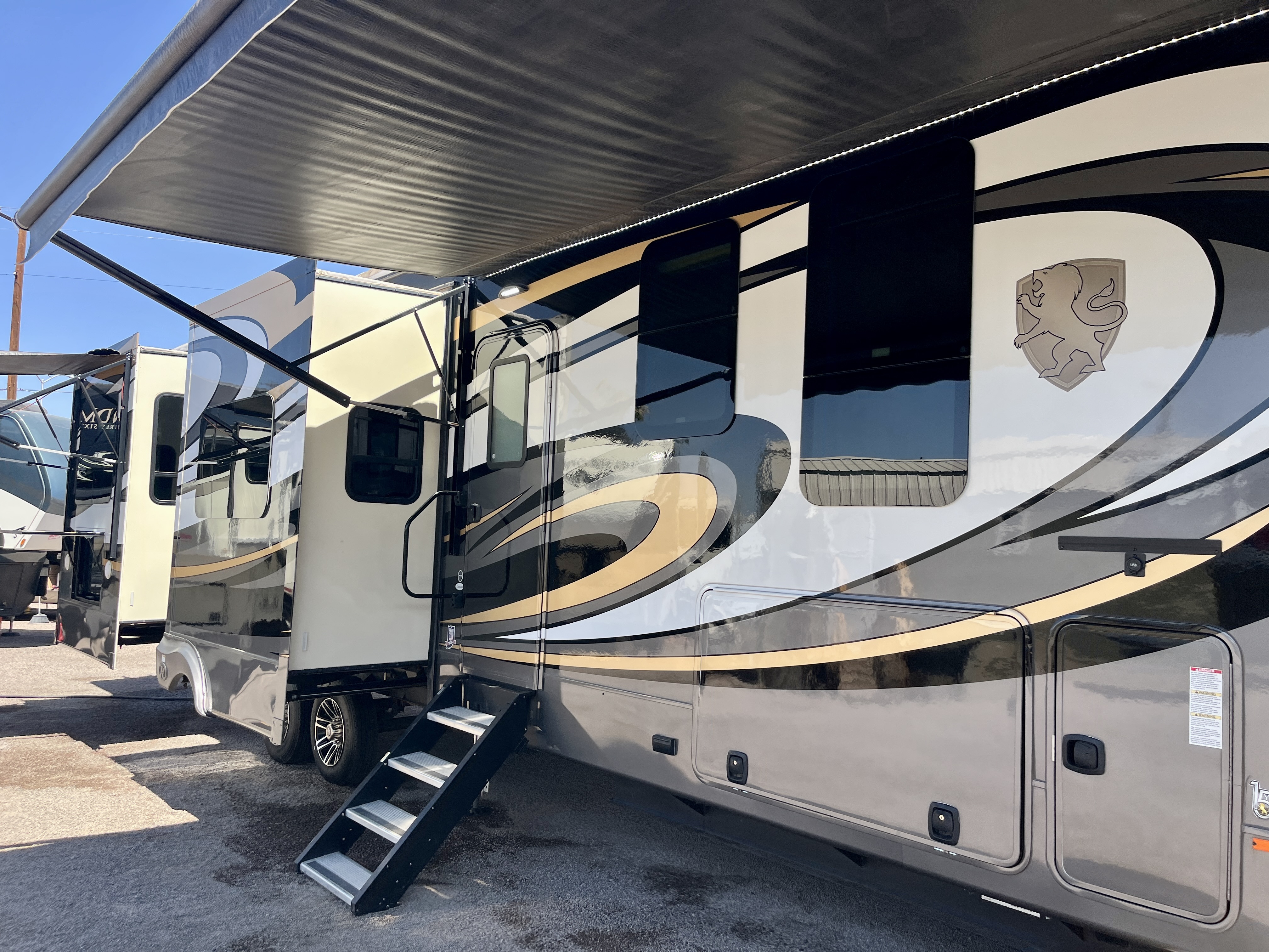 2019 Heartland LANDMARK 365 CONCORD in mesa AZ