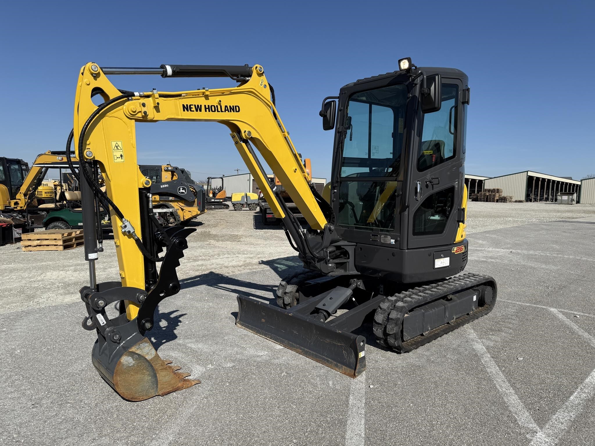 2023 NEW HOLLAND E26C in Greensburg, IN