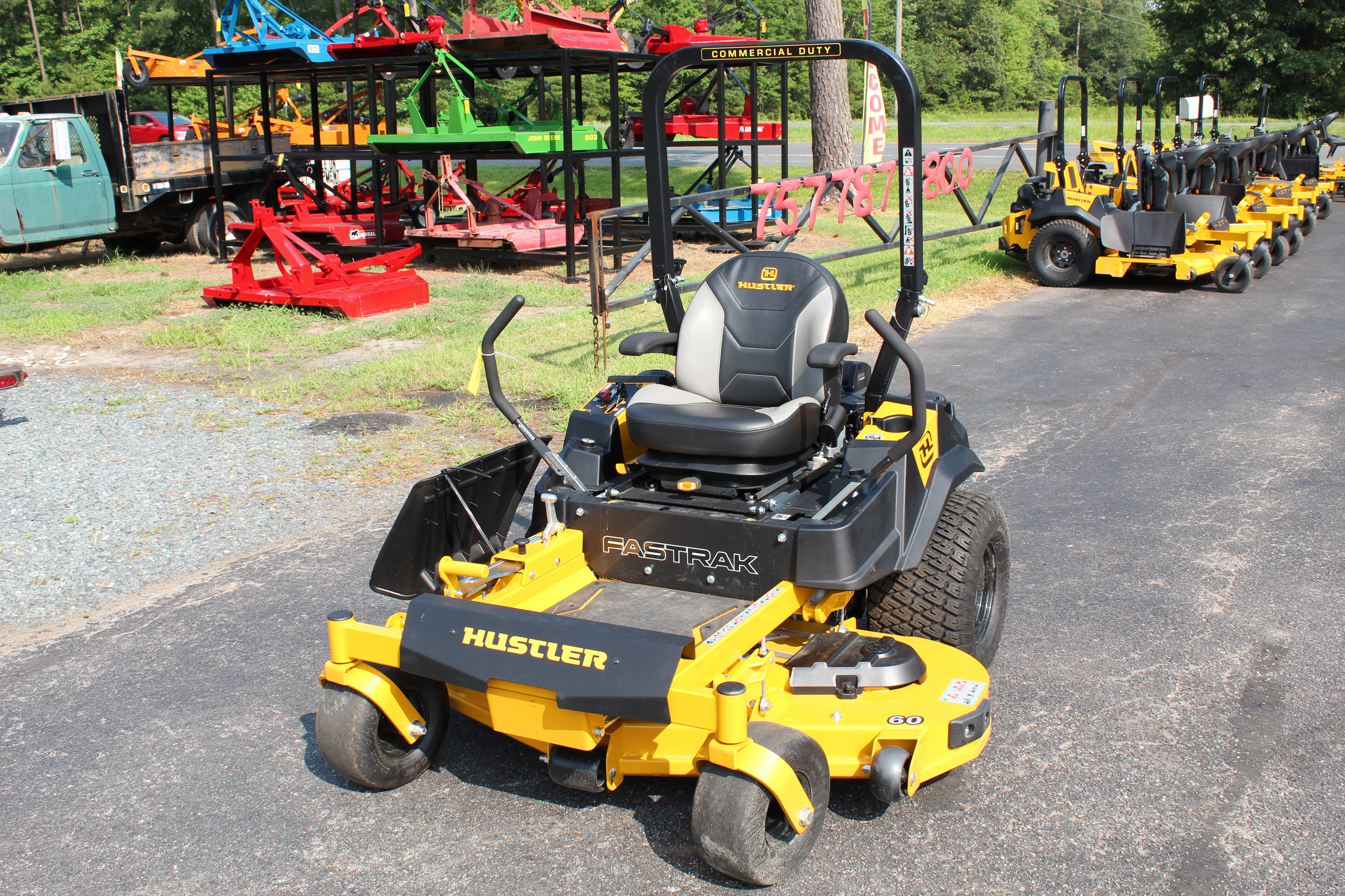 HUSTLER FASTRAK 60" in Accomac, VA