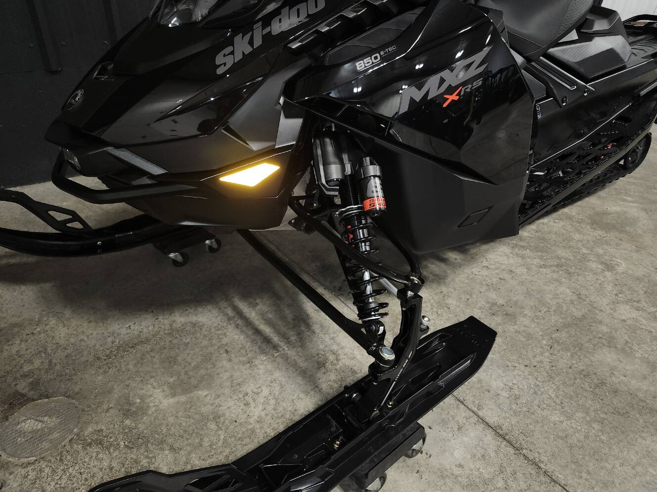 A photo of this 2026 Ski-Doo MXZXRS 850 137