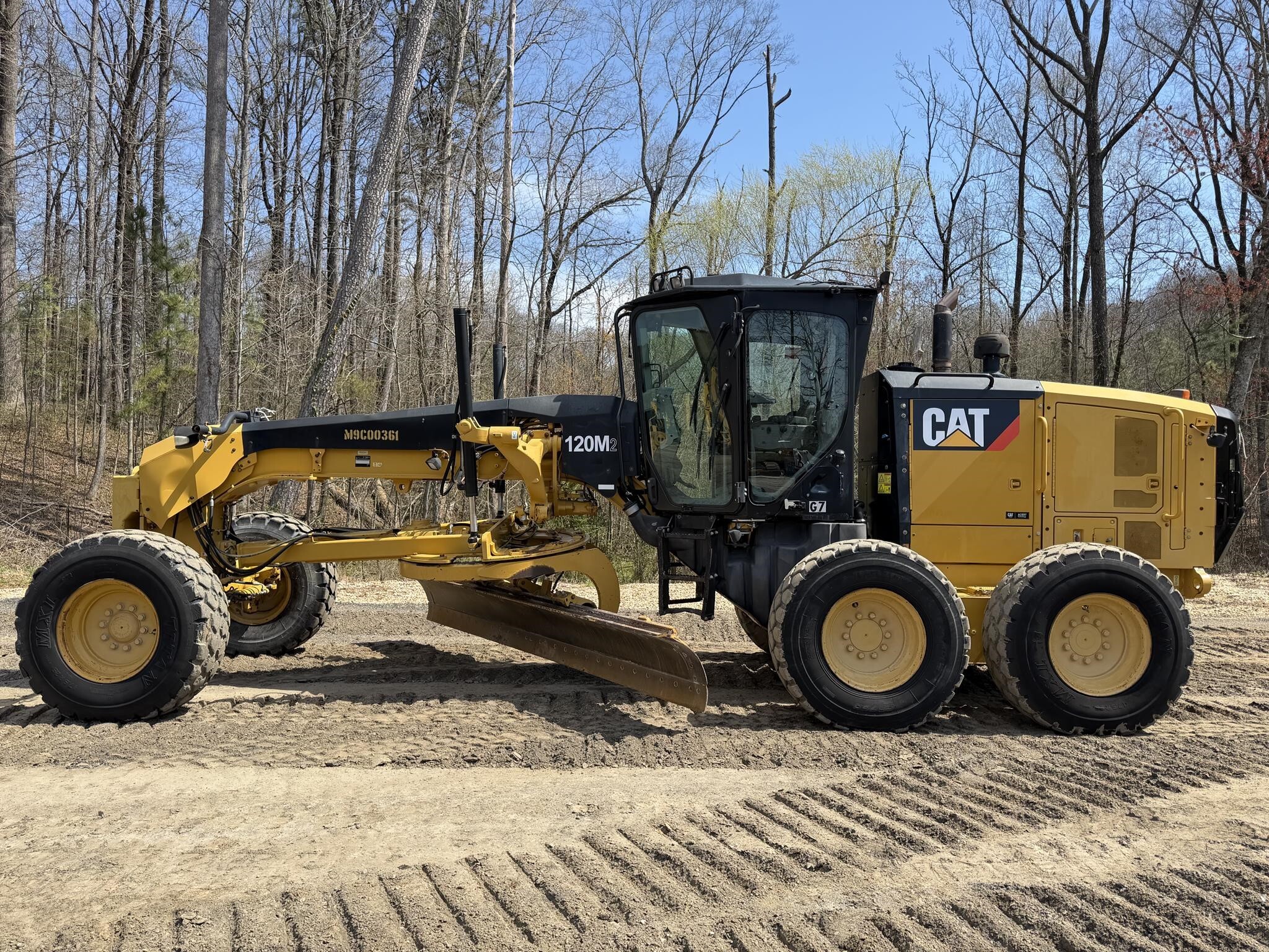 2013 CATERPILLAR 120M2 in Cumming, GA