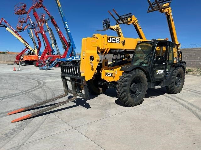 2021 JCB 509-42 in Phoenix, AZ