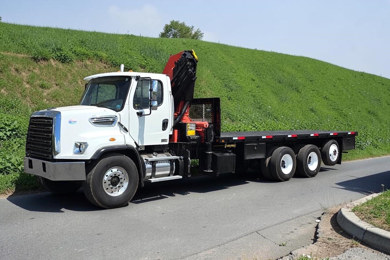 PALFINGER PK26002EH in Hatfield, PA