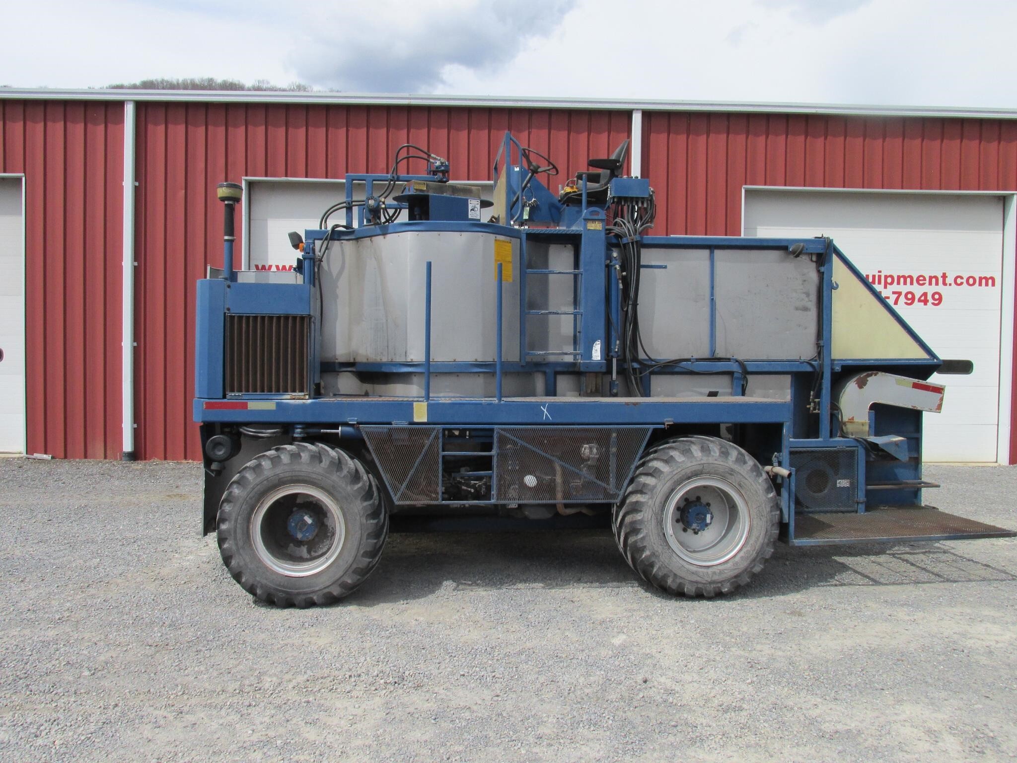 2003 KORVAN 8000 in Rich Creek, VA
