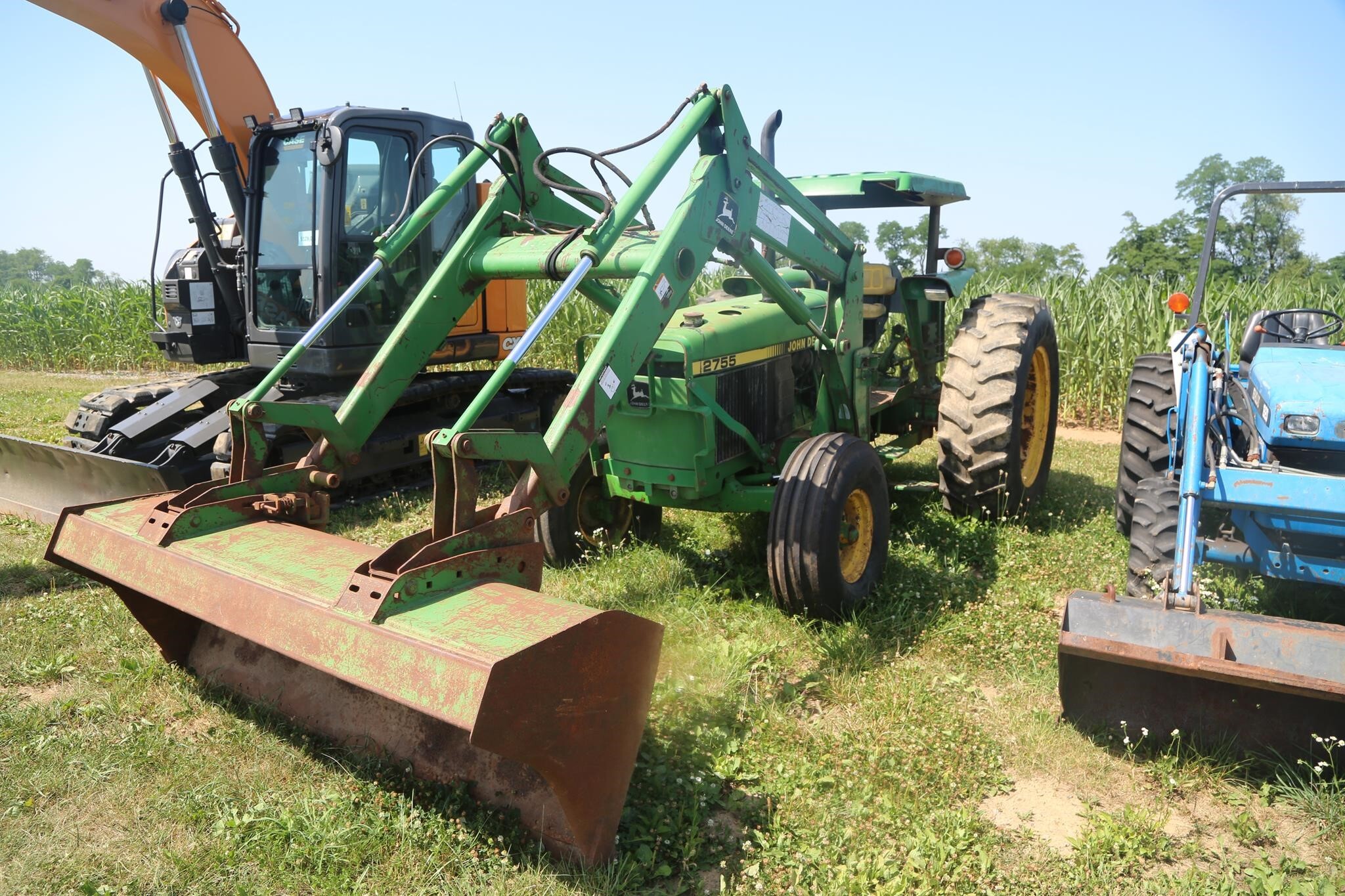 JOHN DEERE 2755 in Bethel, PA