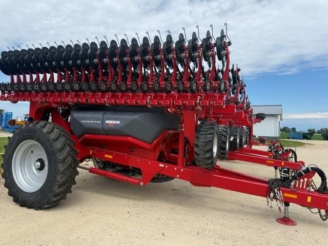 2026 HORSCH AVATAR 40SD in Charles City, IA