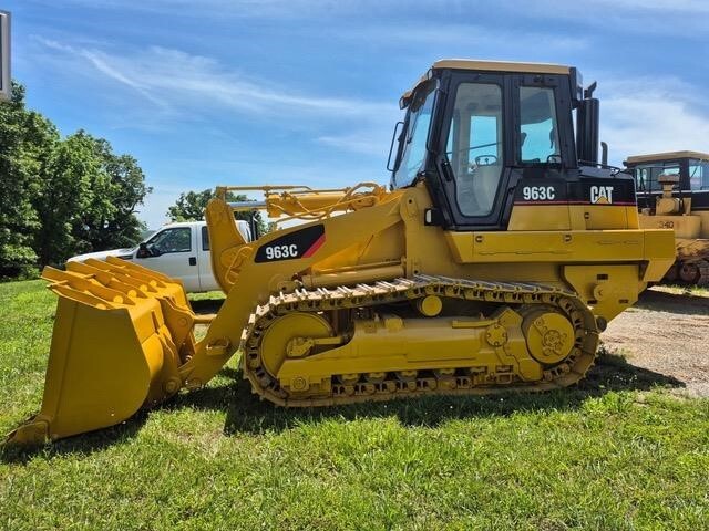2002 CATERPILLAR 963C in Chantilly, VA