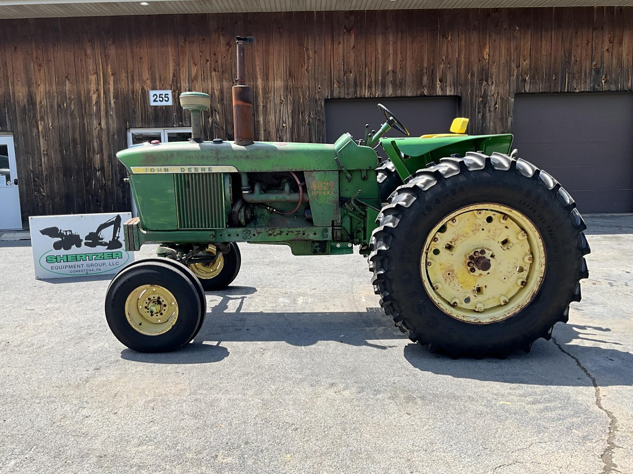 1967 JOHN DEERE 4020 in Conestoga, PA