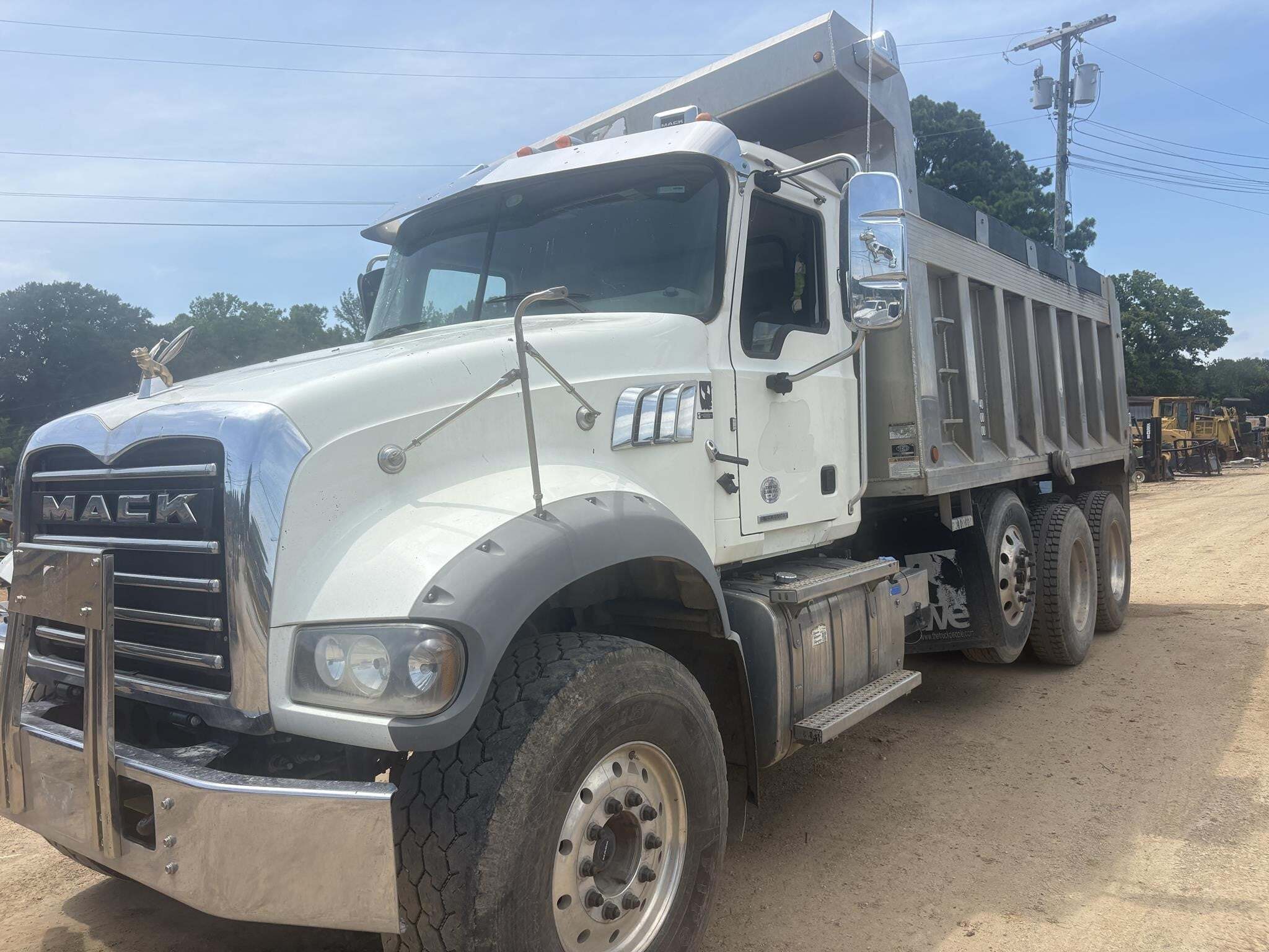 2020 MACK GRANITE 64FR in Jackson, TN
