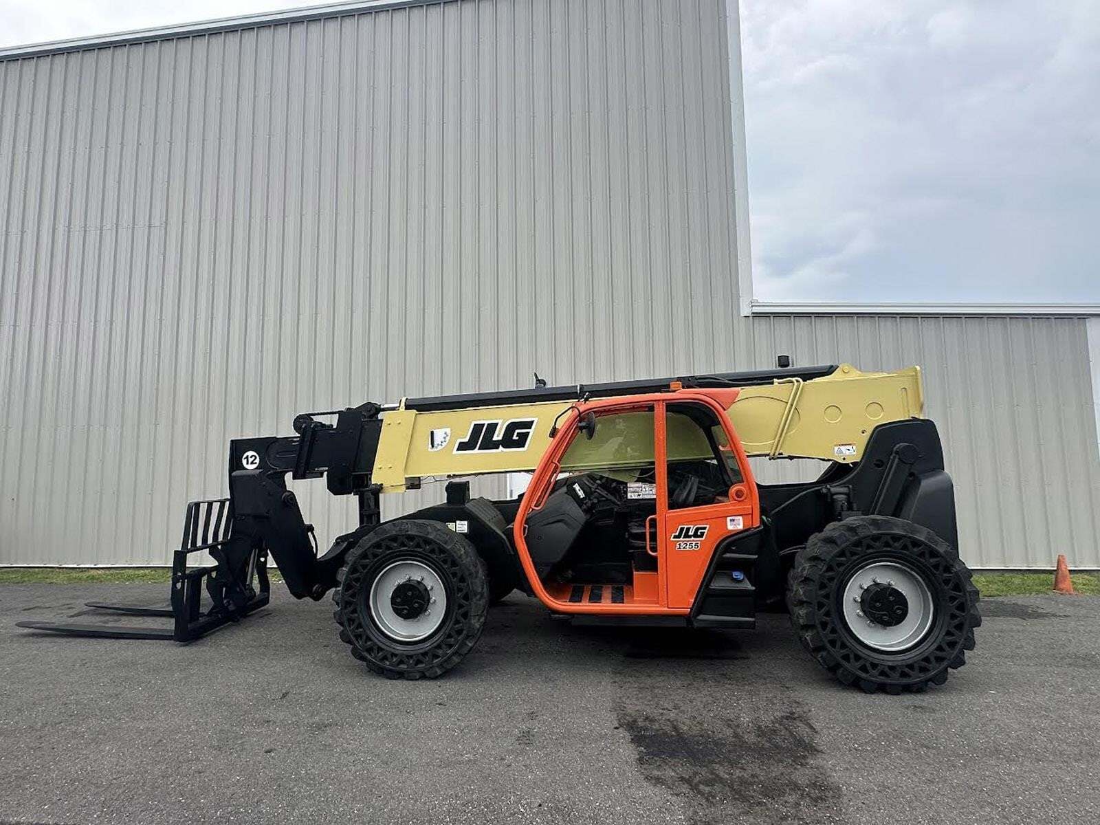 2016 JLG 1255 in Dallas, TX