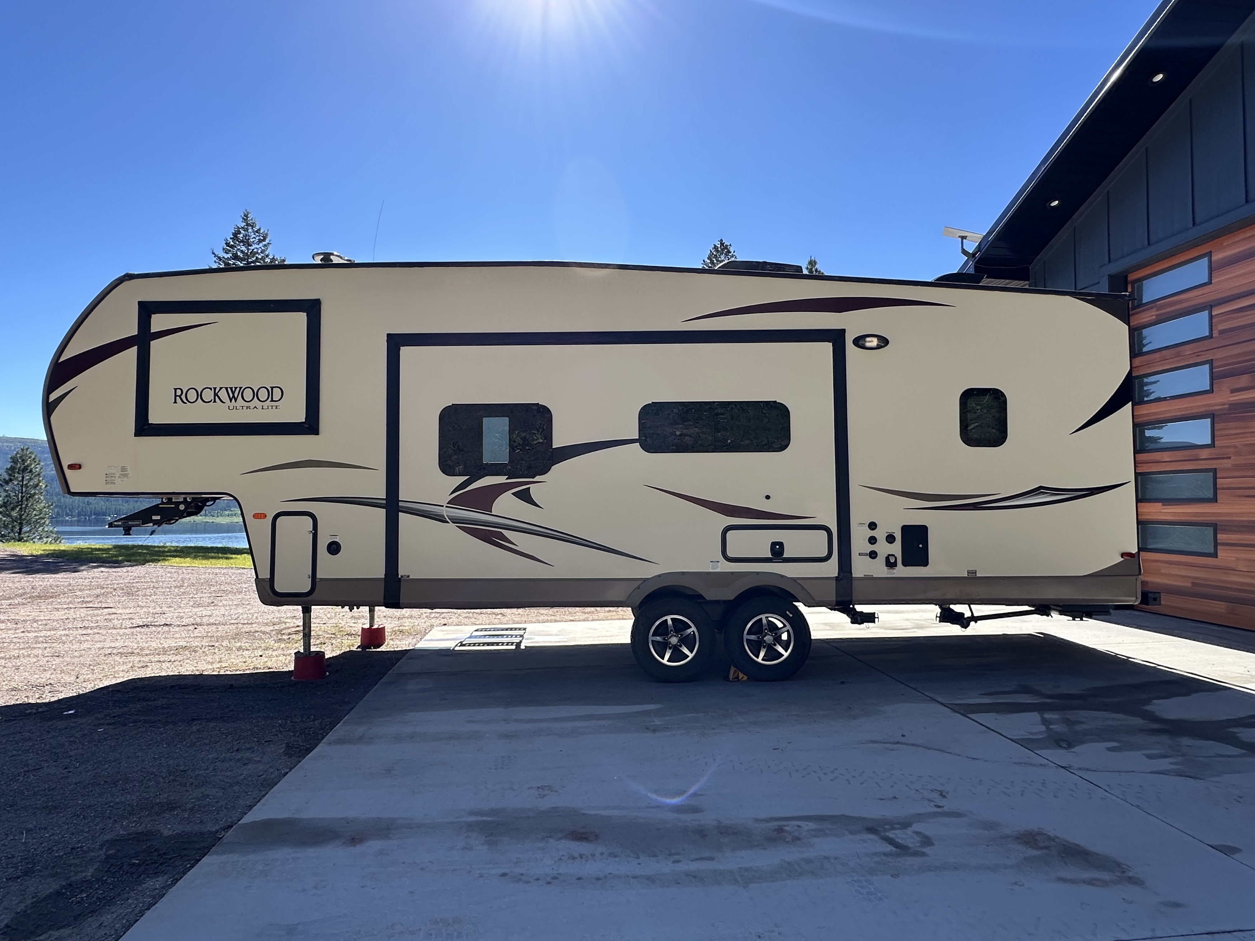 Forest River Rockwood Ultra Lite Fifth Wheels for sale - RV Trader