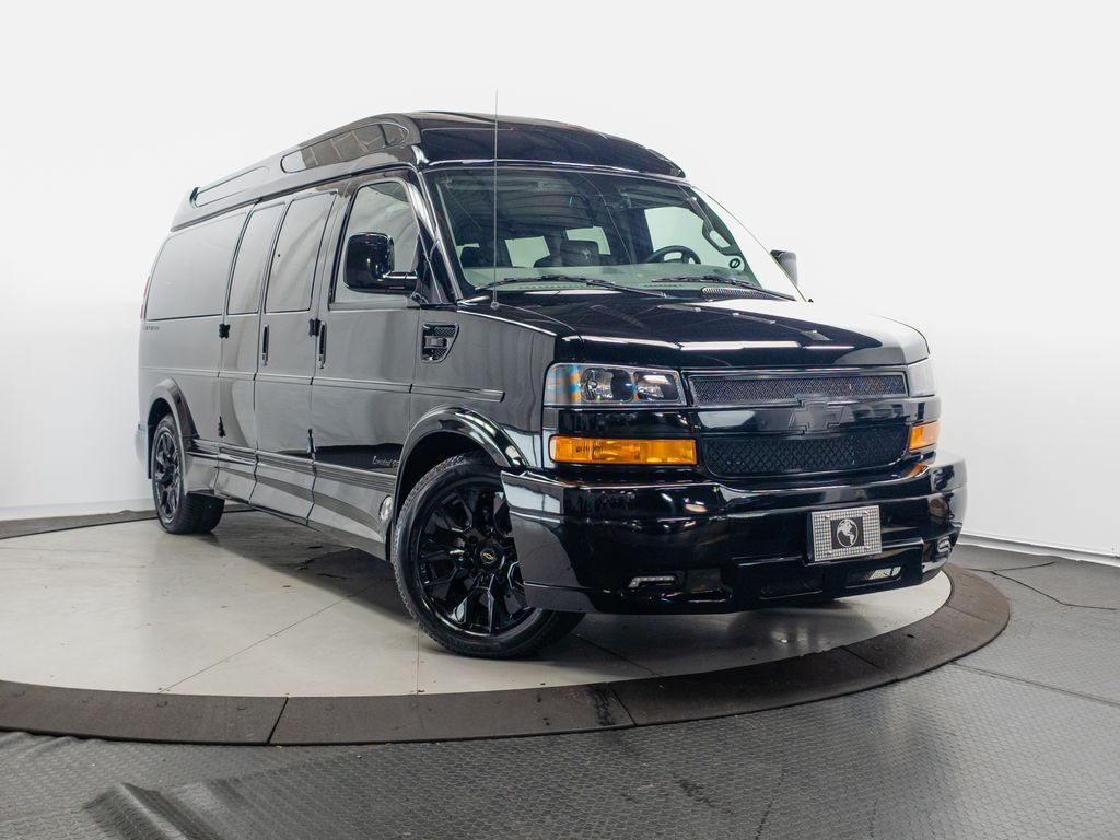 2026 CHEVROLET Express 2500 in Hoffman Estates, IL