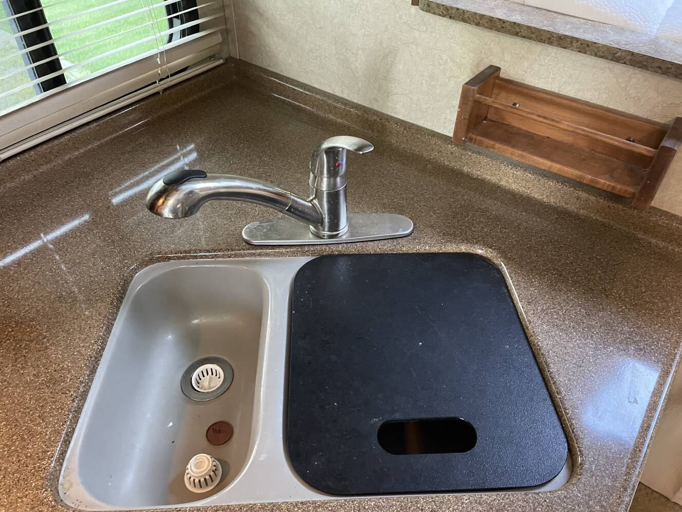 A photo of this 2014 Lance 855S TRUCK CAMPER