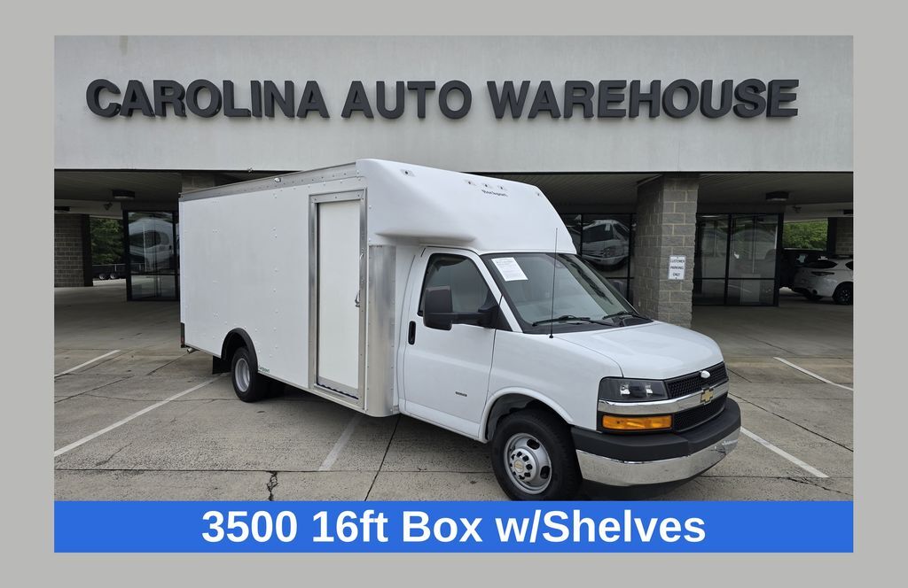 2022 CHEVROLET Express 3500 in Concord, NC