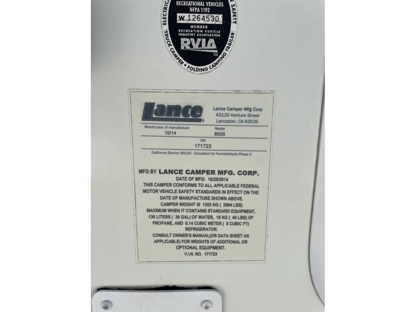 A photo of this 2014 Lance 855S TRUCK CAMPER