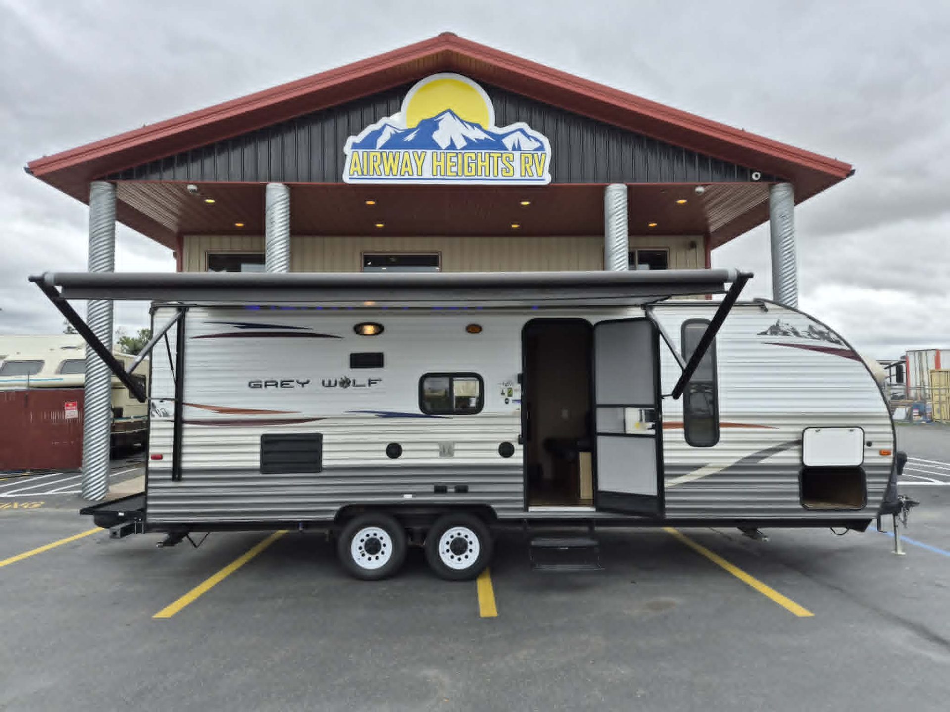 2015 Cherokee GREYWOLF 23BDS RV