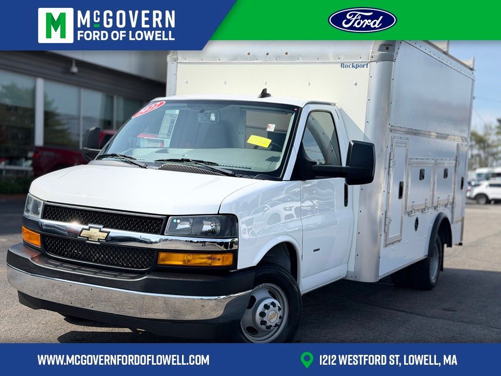 2022 CHEVROLET Express 3500 in Lowell, MA