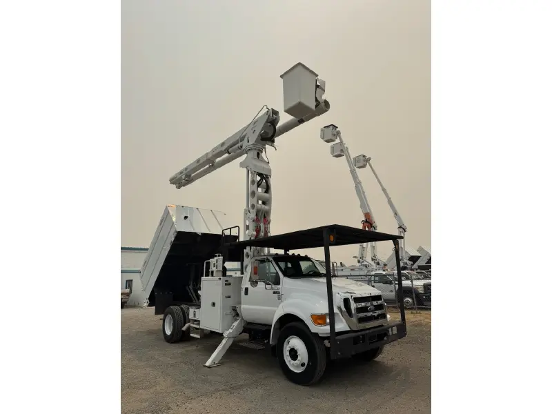 2015 FORD F750