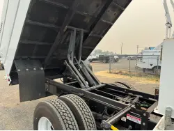 2015 FORD F750