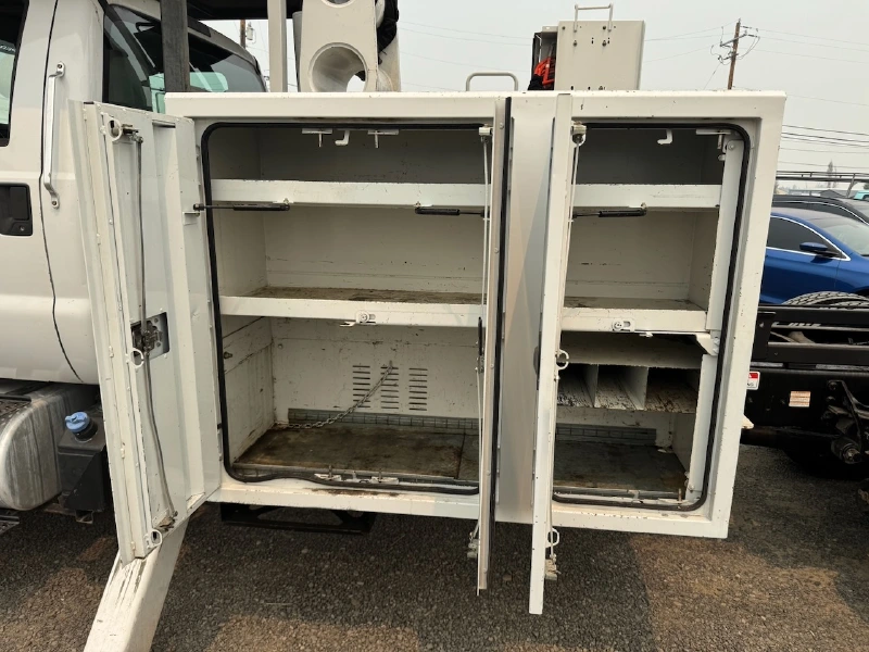 2015 FORD F750