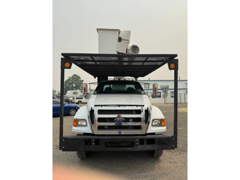 2015 FORD F750