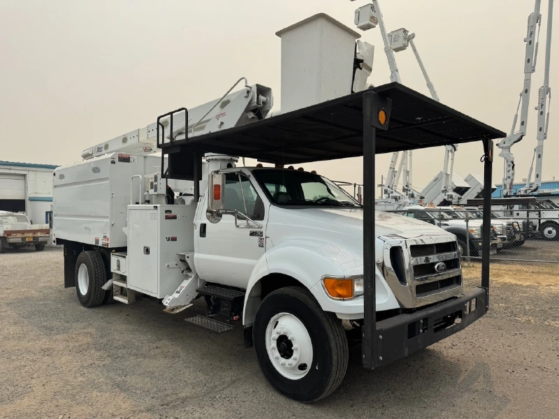2015 FORD F750