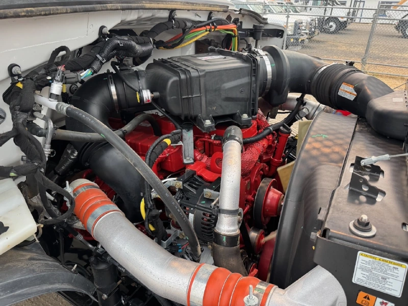 2015 FORD F750