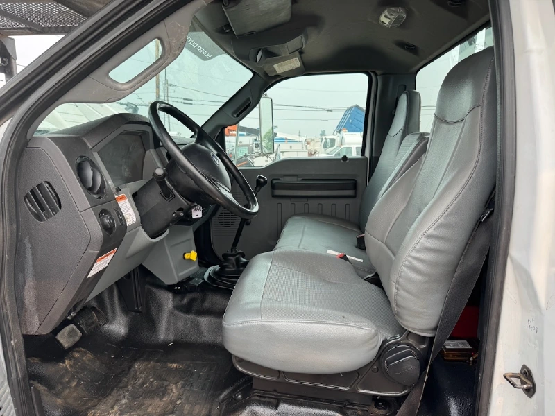 2015 FORD F750