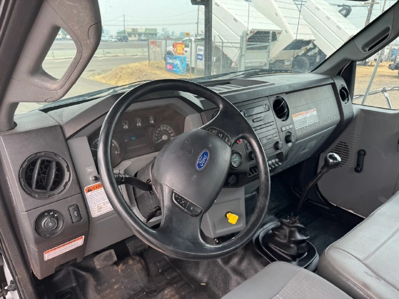2015 FORD F750