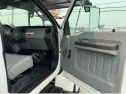 2015 FORD F750