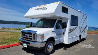 2020 THOR MOTOR COACH FOUR WINDS MAJESTIC 23A