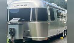 2019 Airstream FLYING CLOUD 30FBB BUNK RV