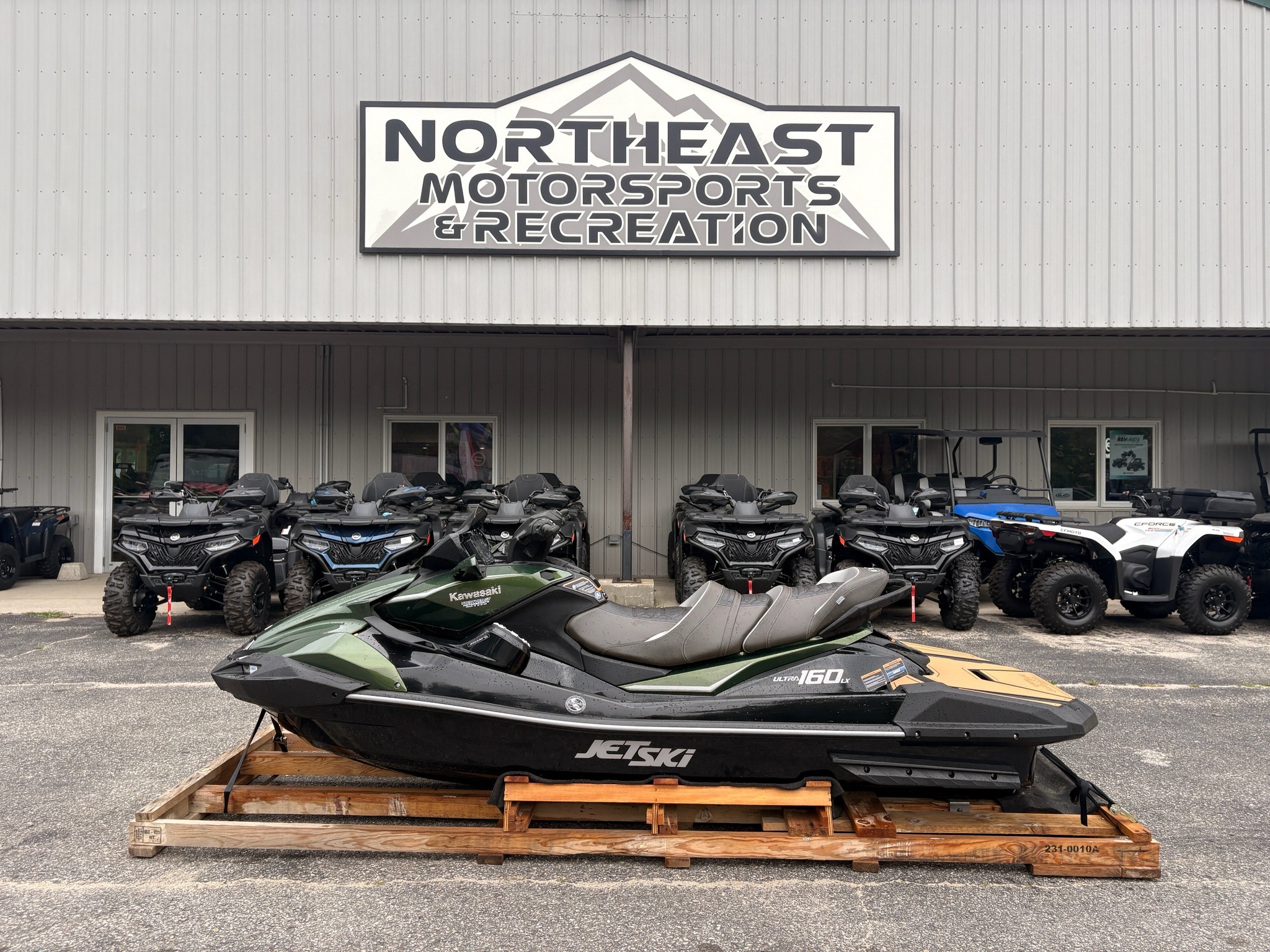 2025 Kawasaki Jet Ski® Ultra® 160LX LX in Lebanon, ME