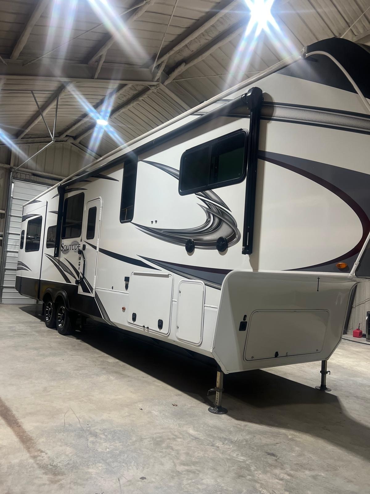 2022 Grand Design SOLITUDE ST3330RE-R RV