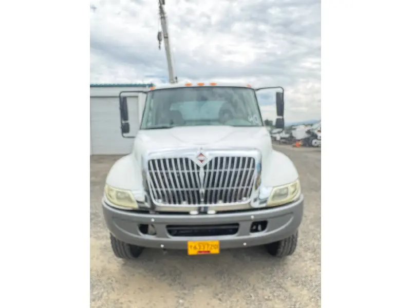2006 INTERNATIONAL 4300