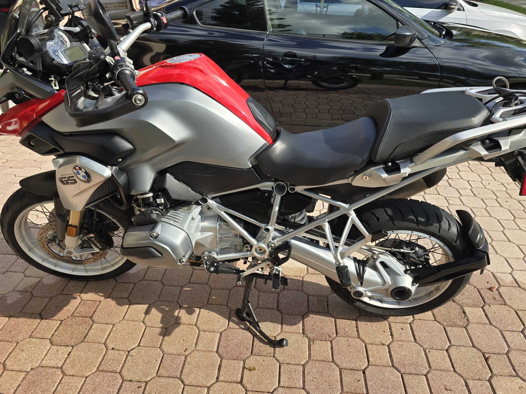 2015 BMW R 1200 GS in pembroke pines FL