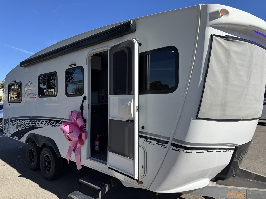 2023 Intech TERRA ROVER RV