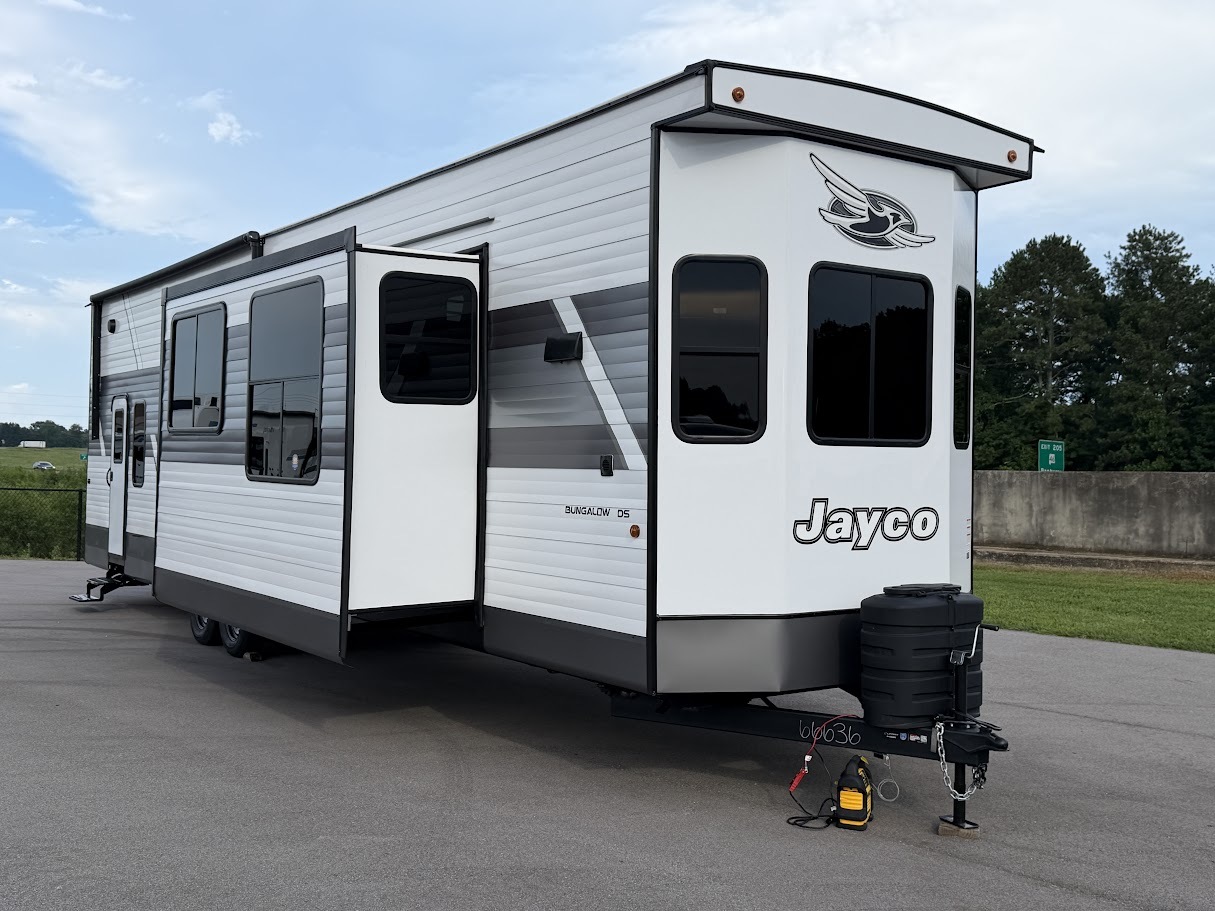 2027 Jayco Jay Flight Bungalow 404LOFT RV