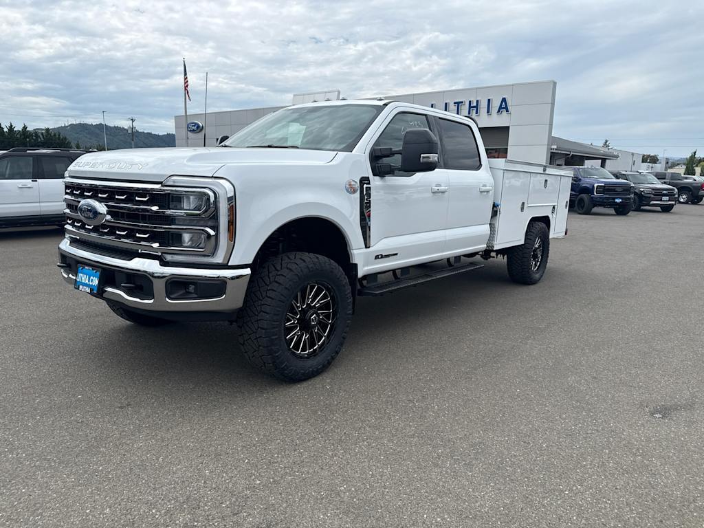 2026 FORD F350 LARIAT in Roseburg, OR