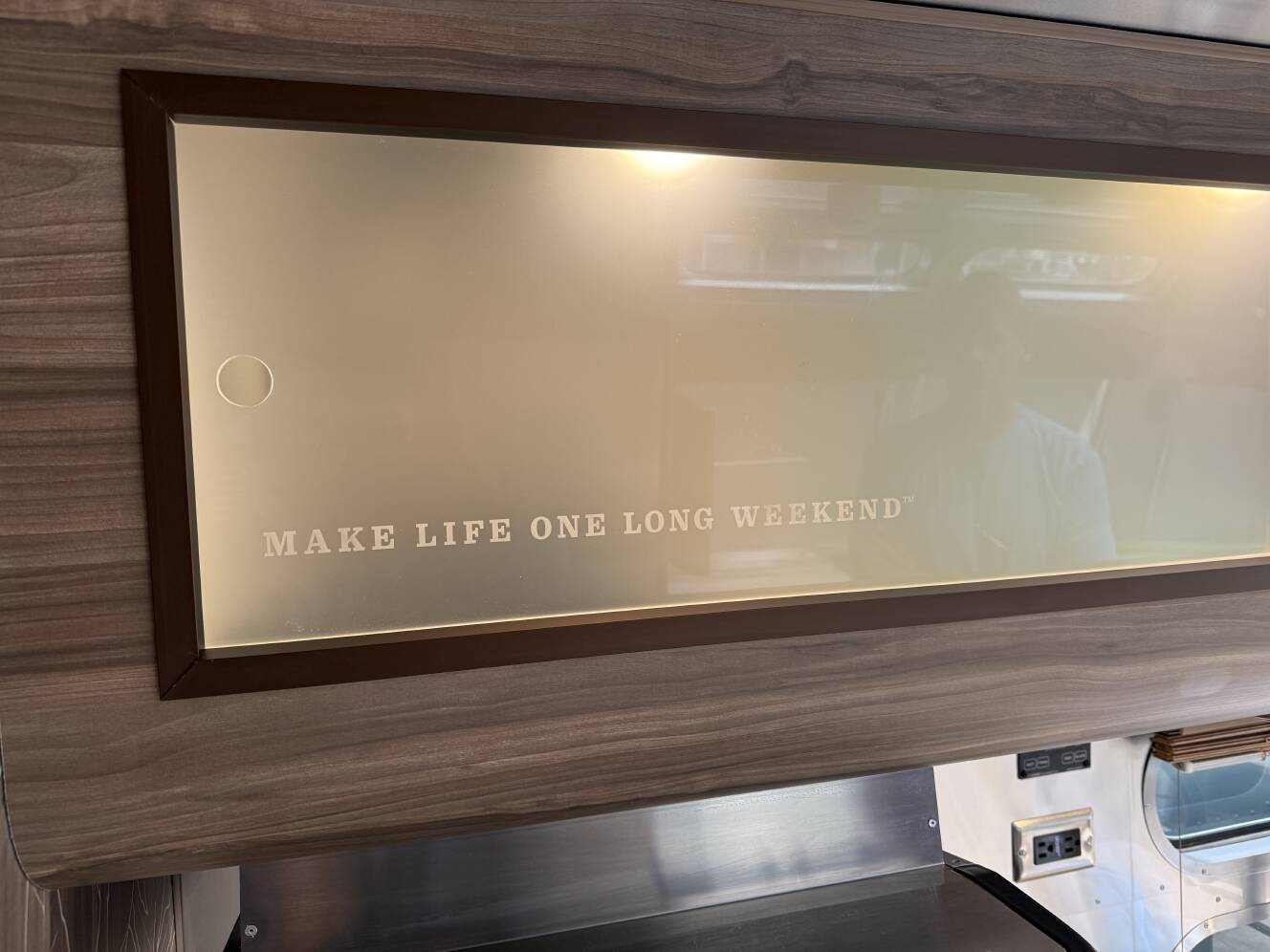 A photo of this 2018 Airstream TOMMY BAHAMA 27FB