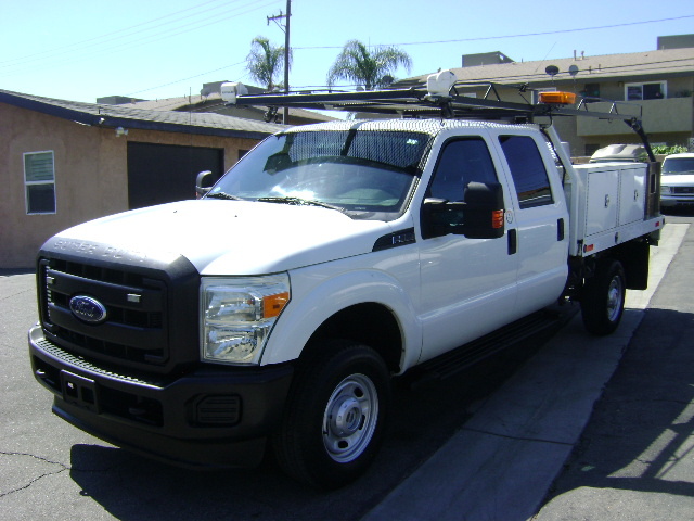 2014 FORD F350 in Corona, CA