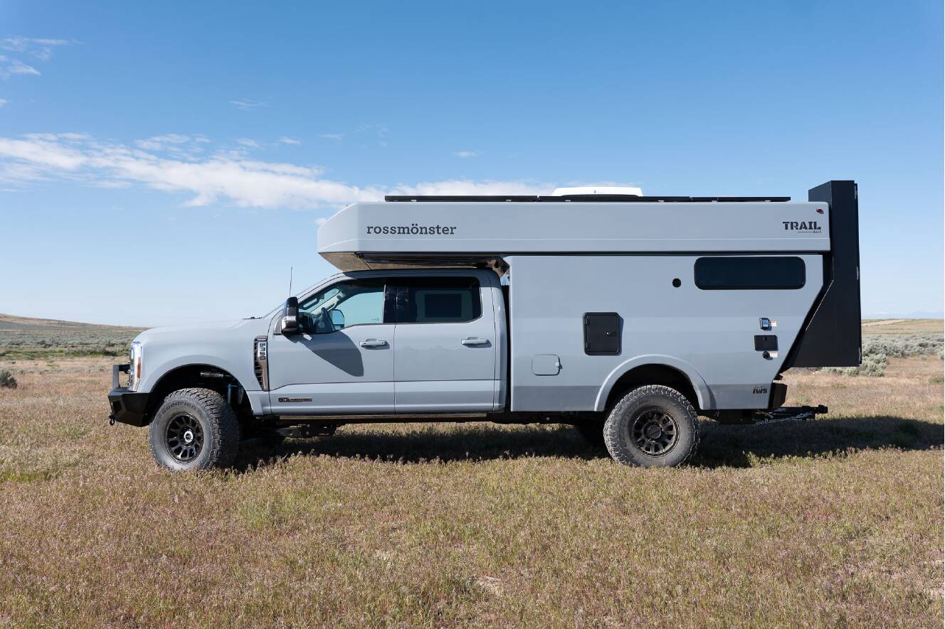 A photo of this 2026 Rossmonster BAJA TRAIL LX