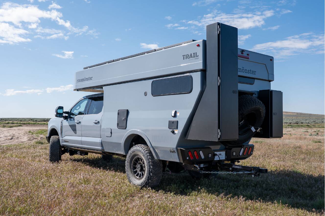 A photo of this 2026 Rossmonster BAJA TRAIL LX