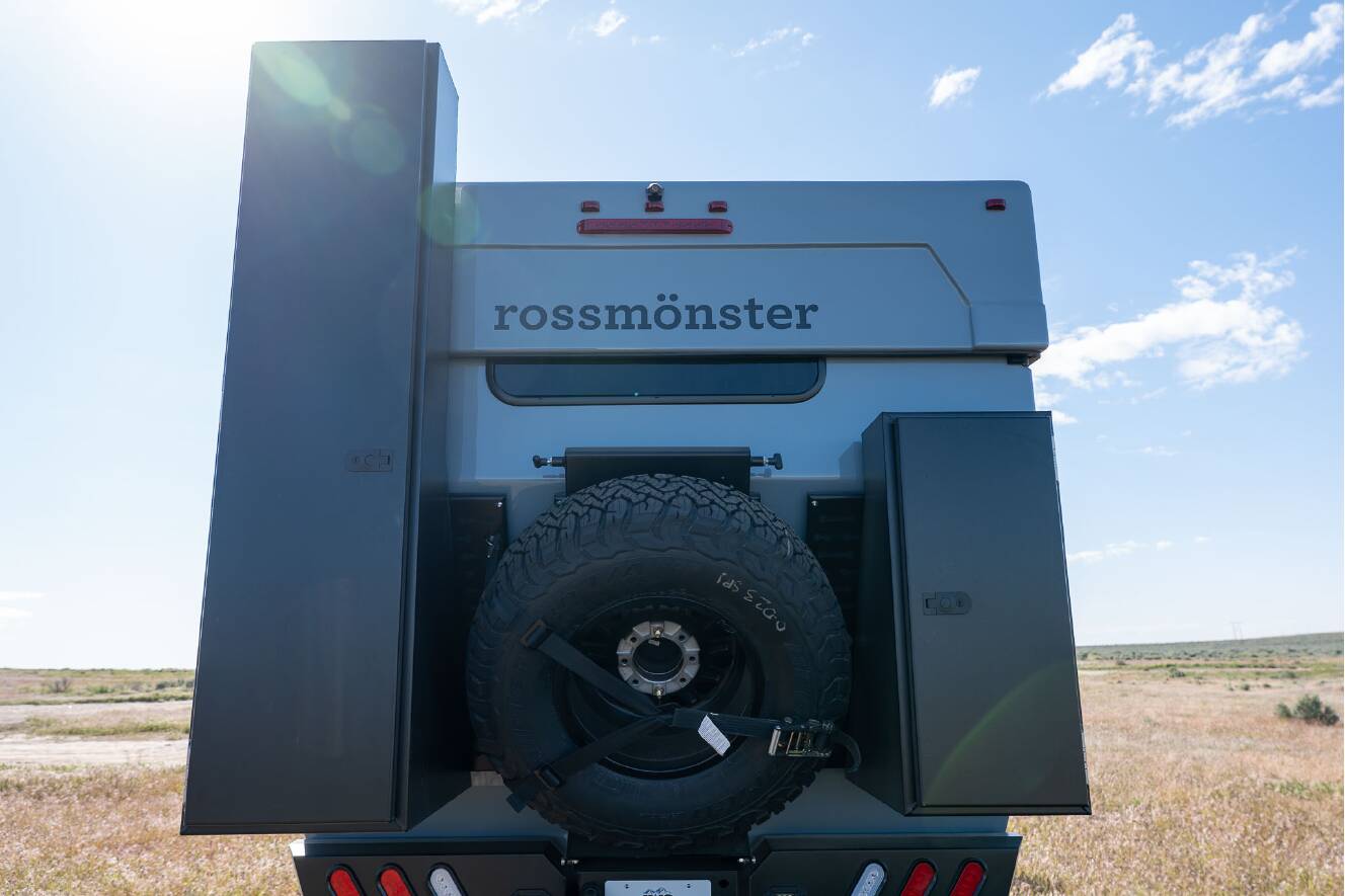 A photo of this 2026 Rossmonster BAJA TRAIL LX