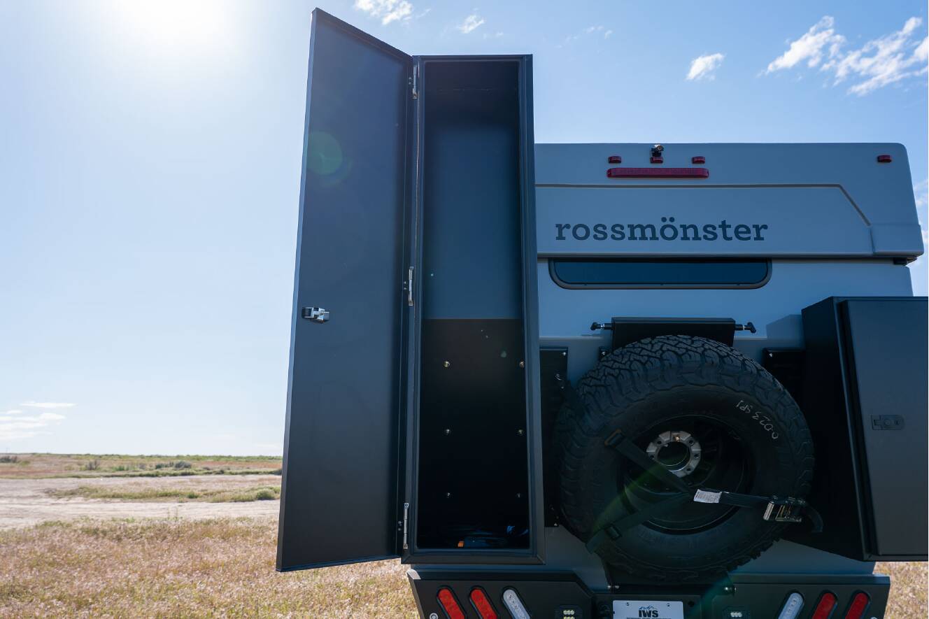 A photo of this 2026 Rossmonster BAJA TRAIL LX