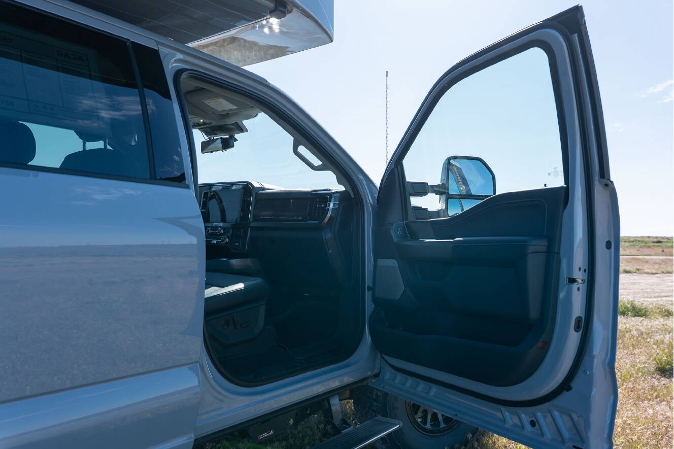 A photo of this 2026 Rossmonster BAJA TRAIL LX