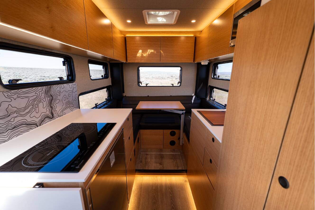 A photo of this 2026 Rossmonster BAJA TRAIL LX