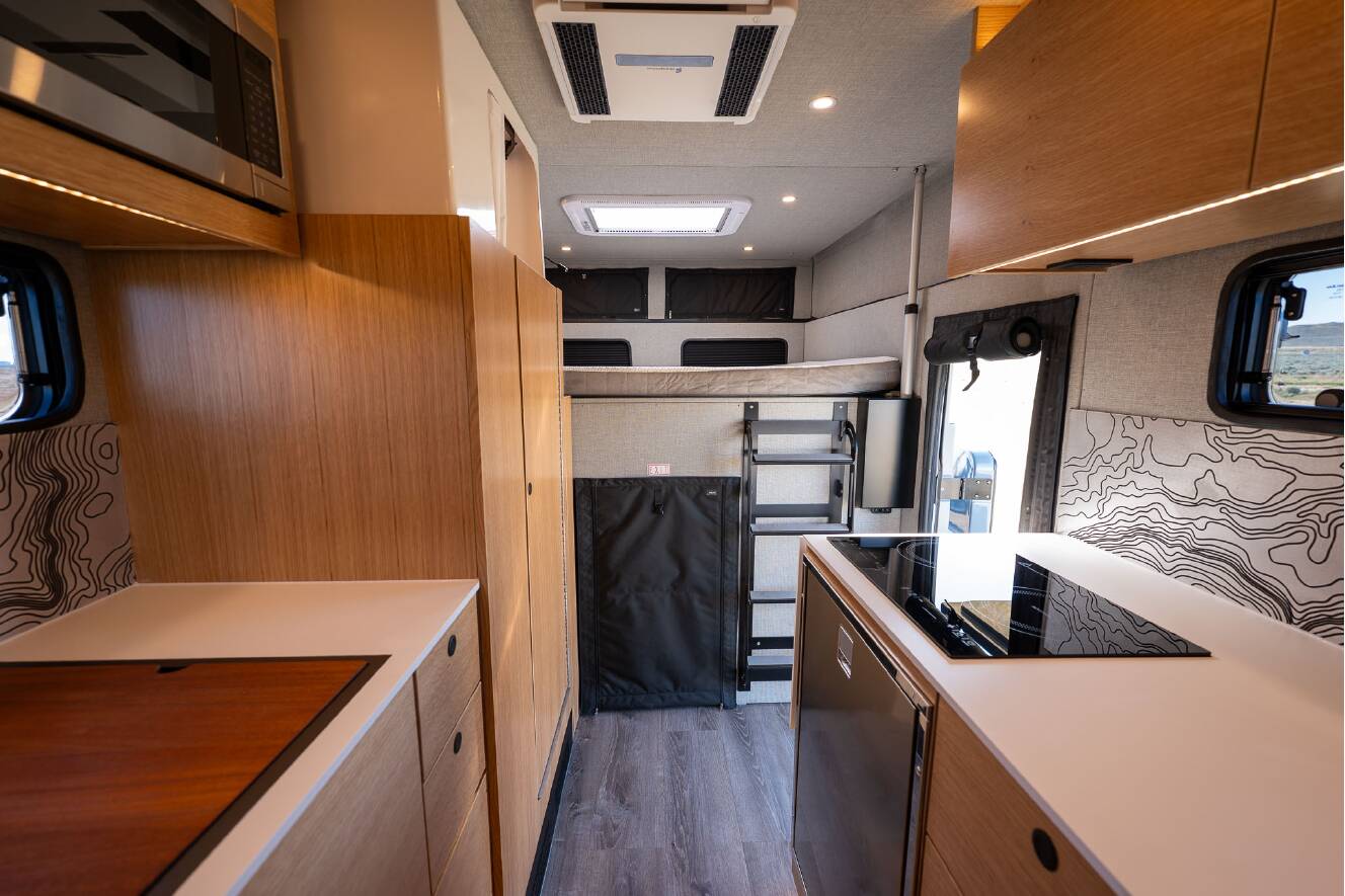 A photo of this 2026 Rossmonster BAJA TRAIL LX