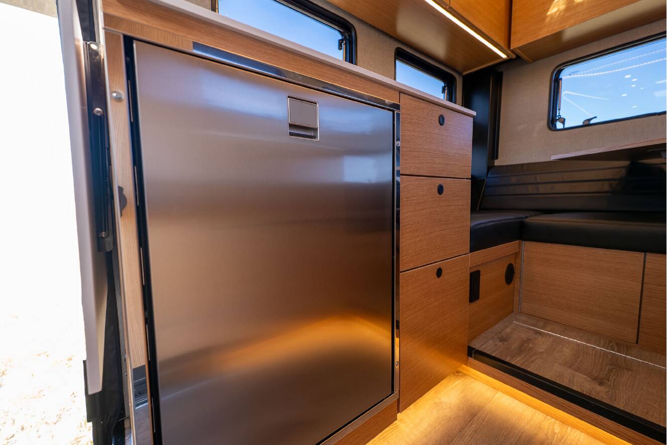 A photo of this 2026 Rossmonster BAJA TRAIL LX